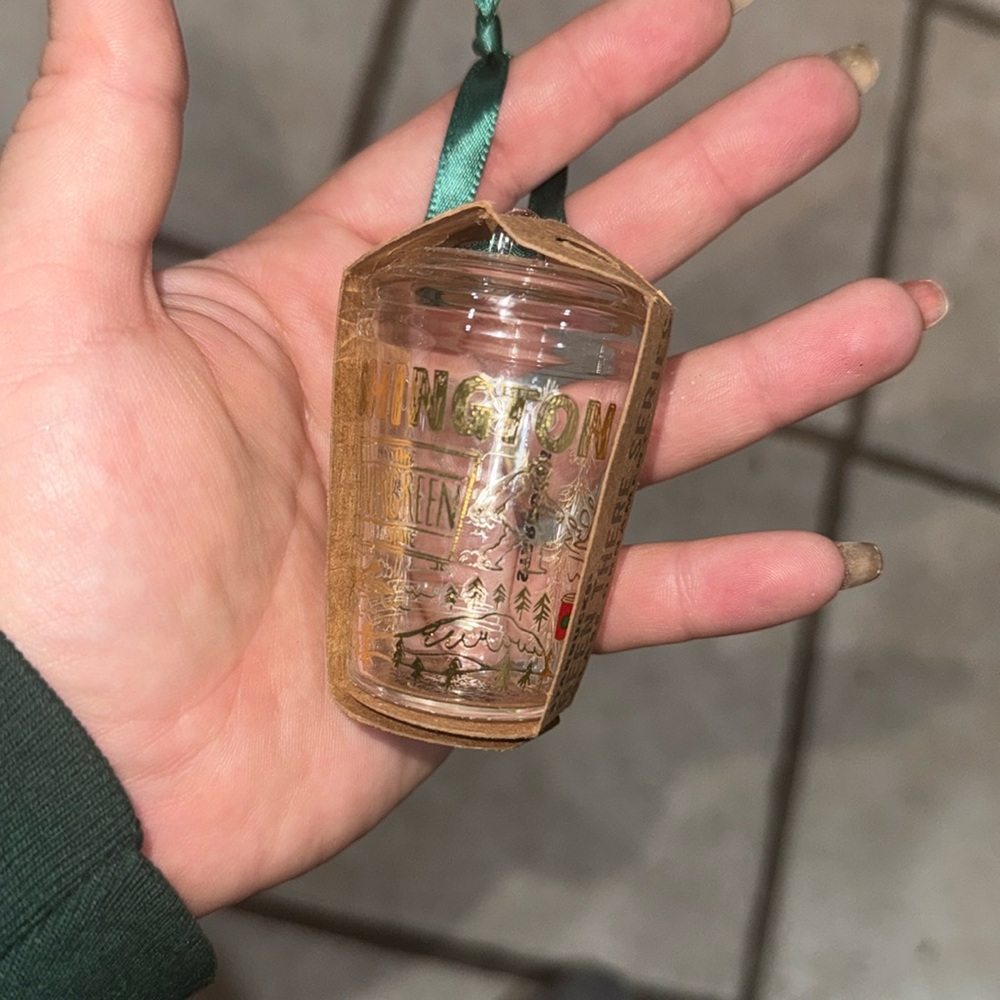 Starbucks been there ornament Washington